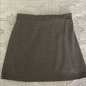 Green plaid skirt with elastic band